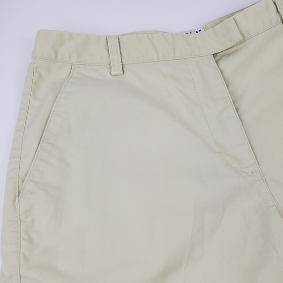 Adidas Stretch Light Green Shorts - Picture 2 of 5